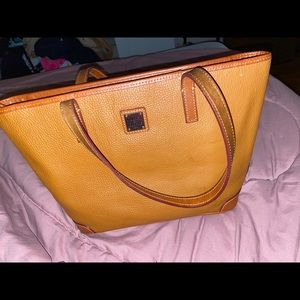 Dooney and bourke purse